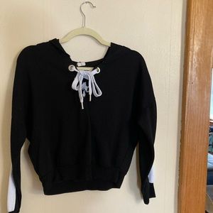Black & white cropped lightweight hoodie, chunky lace up & white stripe sleeves